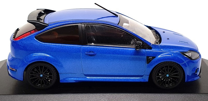 Minichamps 1/43 Scale Diecast MCD03 - Ford Focus RS500 - Blue