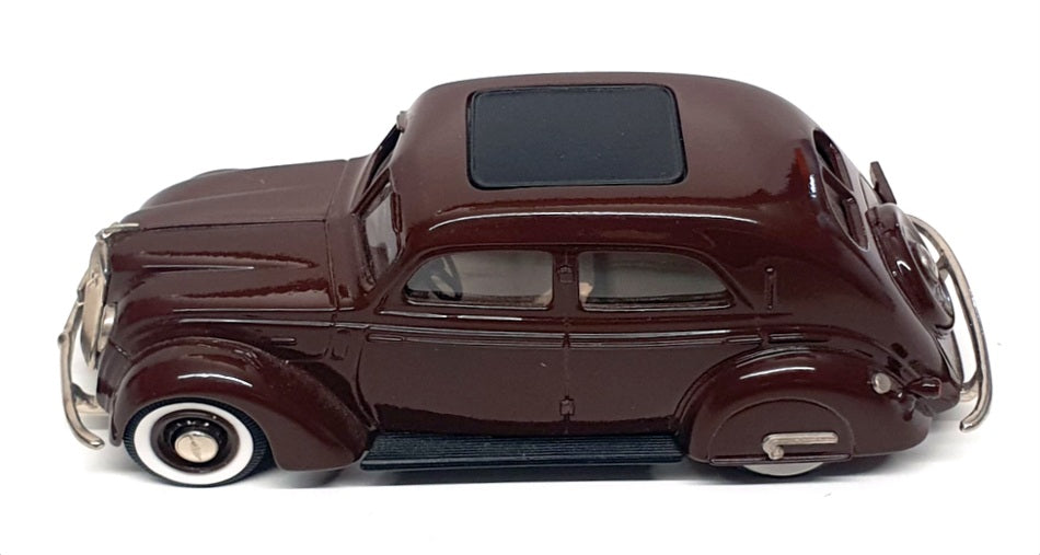 Rob Eddie Models 1/43 Scale No.12 - 1935 Volvo PV36 Carioca - Brown