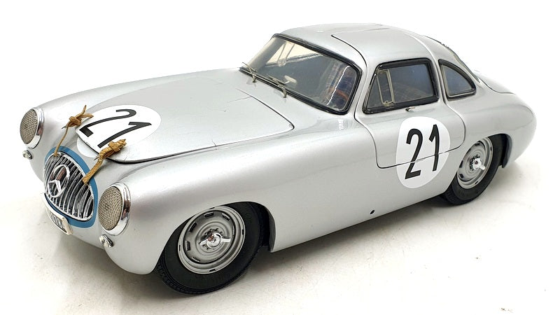 CMC 1/18 Scale Diecast M-029 - Mercedes-Benz 1952 300 SL Le Mans #21