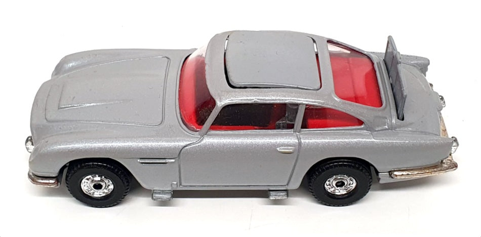 Corgi 12.5cm Long C271/1 - Aston Martin DB5 James Bond 007 - Silver