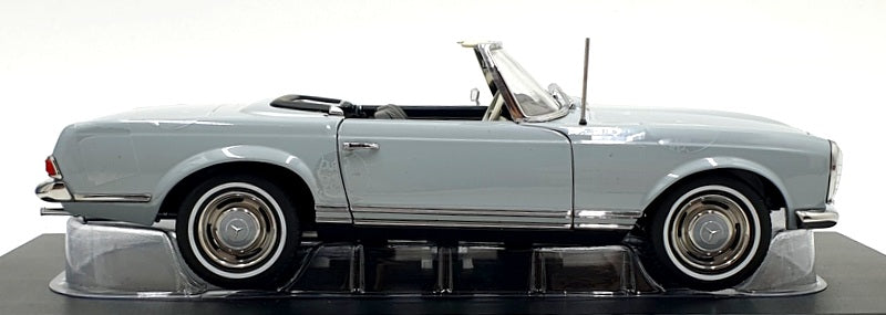 Norev 1/18 scale Diecast 183990 - 1963 Mercedes-Benz 230 SL - Grey