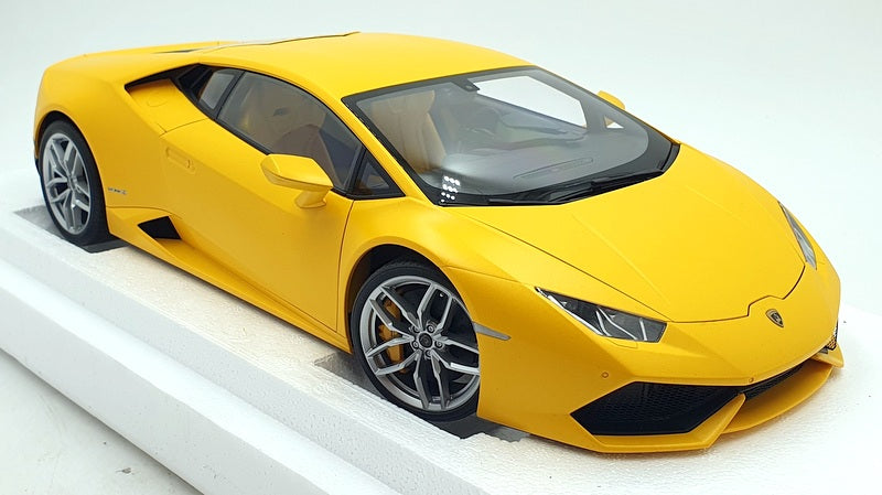 Autoart 1/12 Scale Diecast 12097 - Lamborghini Huracan LP 610-4 - Matt Yellow