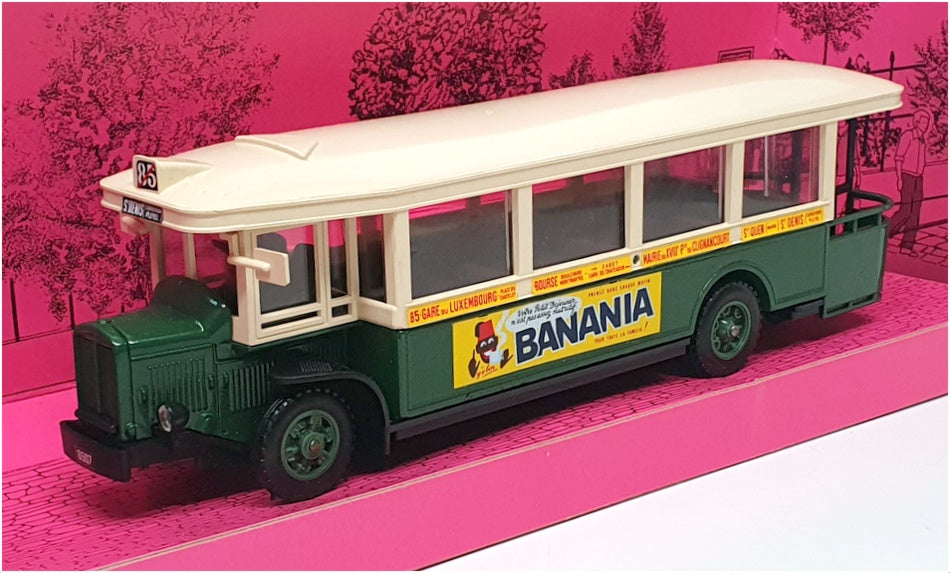 Solido 1/50 Scale 4401 - 1934 Renault Autobus TN6C (Banania) Green/Cream