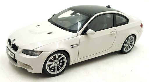 Kyosho 1/18 scale Diecast 80 43 0 422 601 - BMW M3 Coupe - White