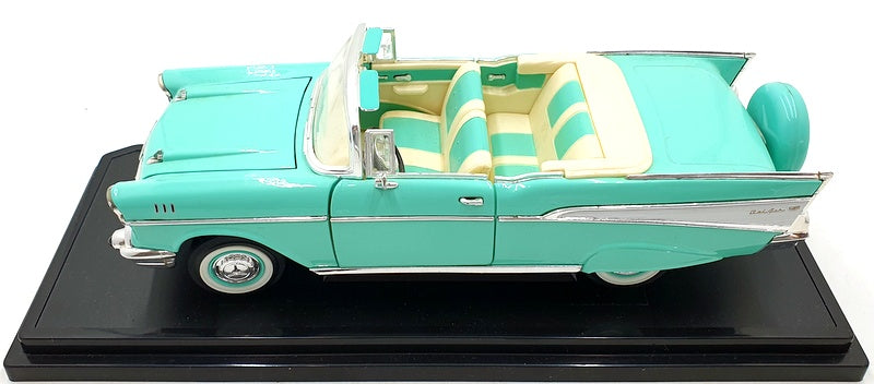 Road Signature 1/18 Scale Diecast 92108 - 1957 Chevrolet Bel Air - Green