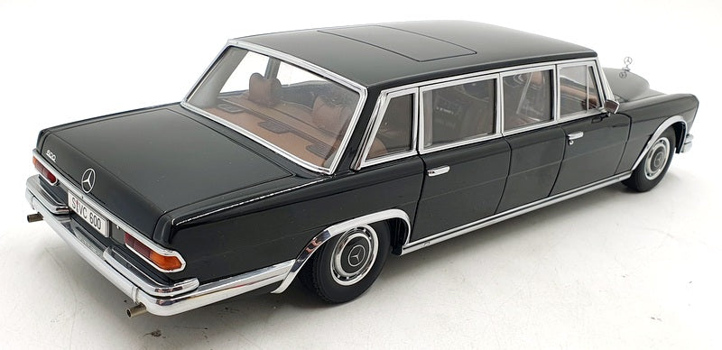 Autoart 1/18 Scale Diecast B6 604 0507 - Mercedes-Benz 600 Pullman - Black