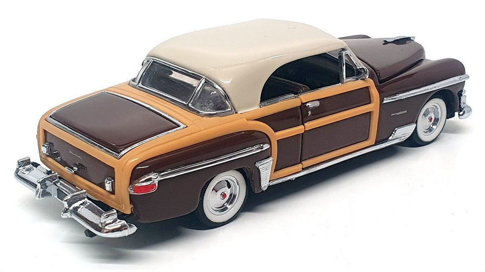 Franklin Mint 1/43 Scale Diecast B11KE20 - 1950 Chrysler T&C - Brown