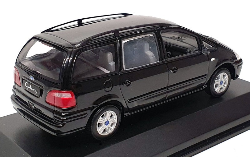 Minichamps 1/43 Scale Diecast 430 089501 - 2000 Ford Galaxy - Black