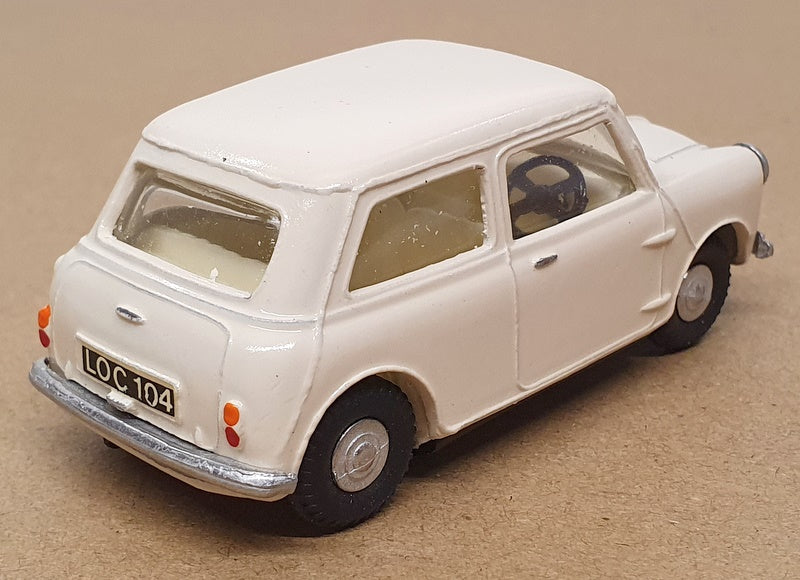 RM Collectables 1/42 Scale RMSO-03 - Austin 7 Mini Saloon - Cream