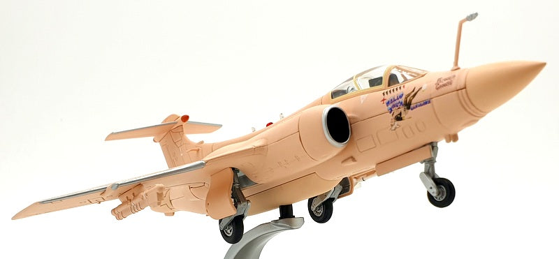 Corgi 1/72 AA34104 Hawker Siddeley Buccaneer S.Mk.2B Gulf War 91