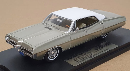 Goldvarg 1/43 Scale GC-059B - 1967 Pontiac Bonneville - Champagne Irid