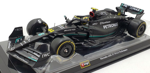 Burago 1/24 Scale 18-28028 - F1 Mercedes W14E Performance #44 L.Hamilton