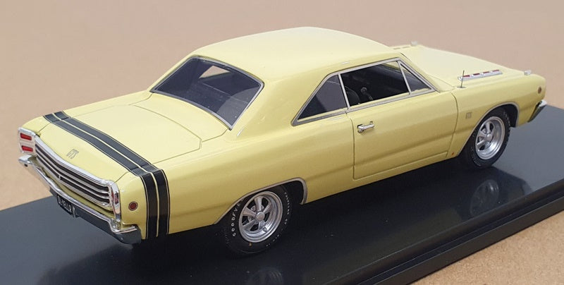 Highway61 43rd Street Collectibles 1/43 Scale 43007 - 1968 Dodge Dart - Yellow