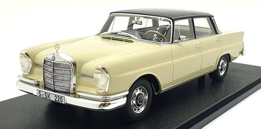 Cult 1/18 Scale Resin CML151-1 - 1966 Mercedes-Benz 220SE W111 White/Black roof