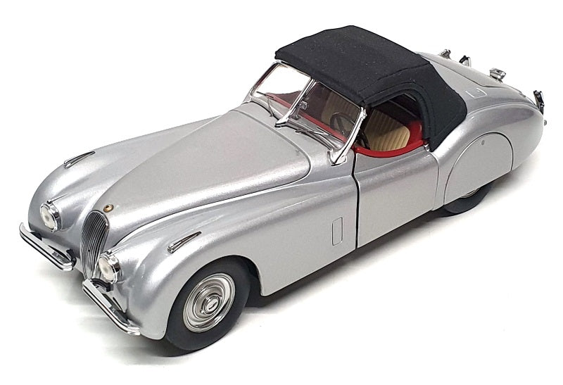 Franklin Mint 1/24 Scale B11XH26 - 1952 Jaguar XK120 - Silver