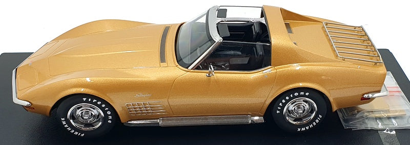 KK Scale 1/18 Scale KKDC181225 - 1972 Chevrolet Corvette C3 - Gold Met.