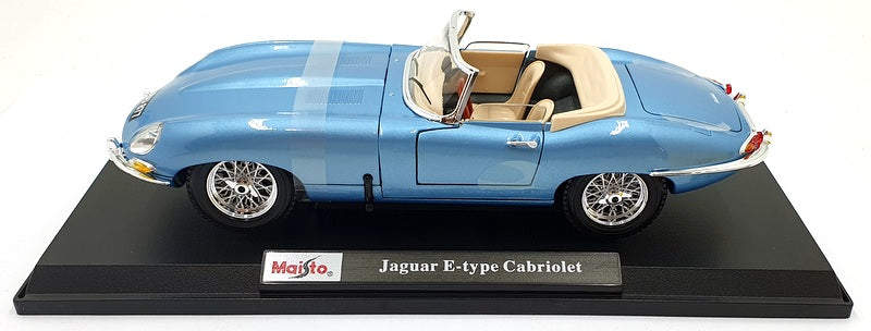 Maisto 1/18 Scale Diecast 46629 - Jaguar E-type Cabriolet - Blue