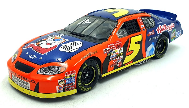 Action 1/24 Scale 401535 - Chevrolet Monte Carlo 2003 Kellogg's NASCAR #5