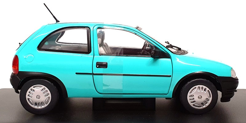 Whitebox 1/24 Scale Diecast WB124226-O - Opel Corsa B - Turquoise