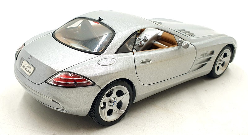 Maisto 1/18 Scale Diecast 261124L - Mercedes-Benz Vision SLR - Silver