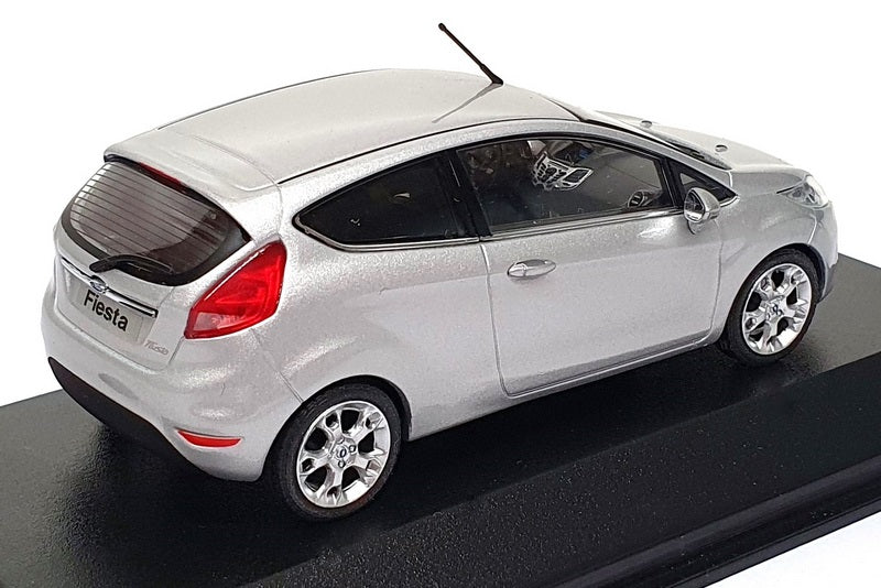 Minichamps 1/43 Scale Diecast DS007 - Ford Fiesta - Silver