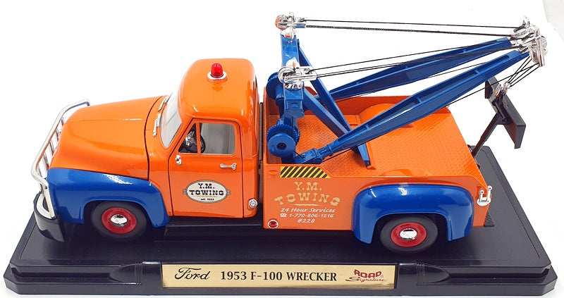 Road Signature 1/18 Scale Diecast 92228 - 1953 Ford F-100 Wrecker Y.M Towing