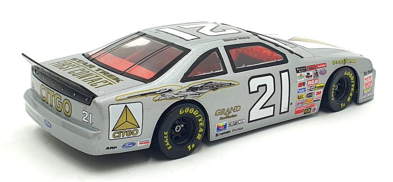 Action 1/24 Scale AC15520 - Ford Thunderbird Stock Car - #21 M.Waltrip