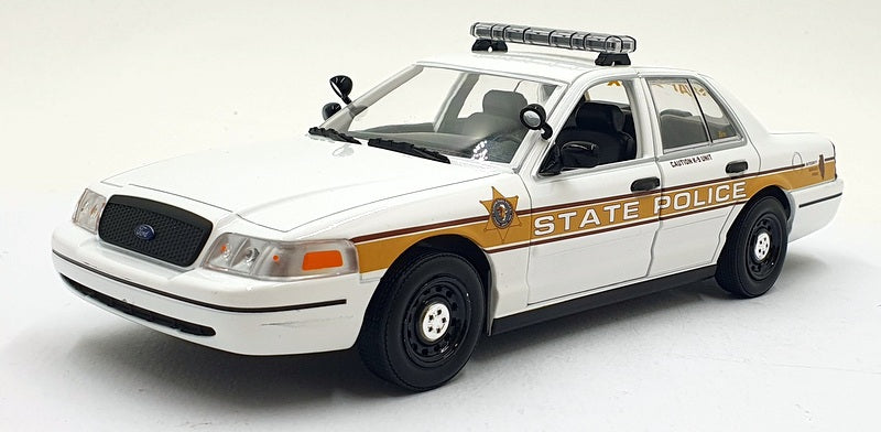 Greenlight 1/24 Scale Diecast 85603 - Ford Crown Victoria Police Interceptor