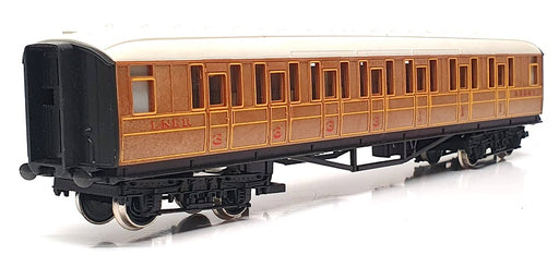 Hornby OO 1/76 Scale R.477 - L.N.E.R. Composite Coach Teak Finish 22357