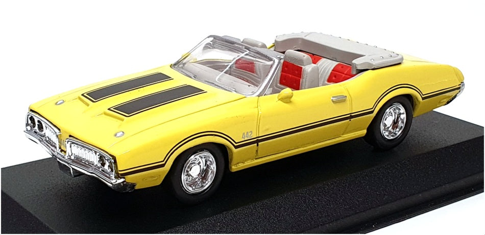 NewRay 1/43 Scale Diecast 48756 - 1970 Oldsmobile 4-4-2 - Yellow