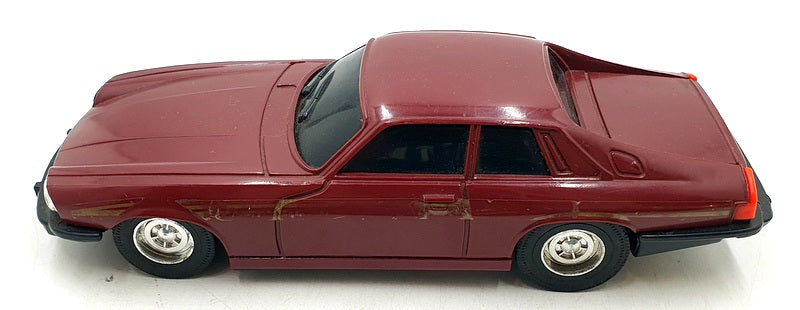 Corgi 1/18 Scale Plastic RC 27.125 MHZ 161124N - Jaguar XJS - Dark Red