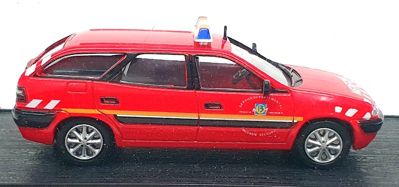 Del Prado 1/43 Scale FEN34 - 2000 VRM Citroen Xantia - Red