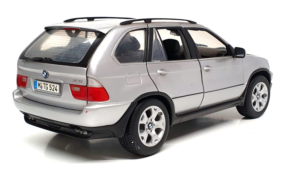 Kyosho 1/18 Scale Diecast DC2124F - BMW X5 - Silver