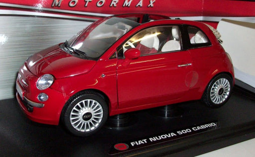 Motormax 1/18 Scale - 79164 Fiat Nuova 500 Cabrio red