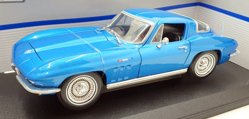 Maisto 1/18 Scale Diecast 31640 - 1965 Chevrolet Corvette Stingray Met Blue