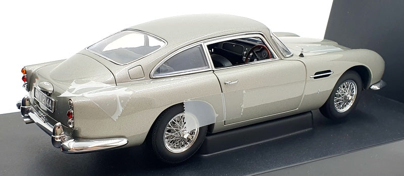 Autoart 1/18 Scale 70020 Aston Martin DB5 Silver 007 James Bond Goldfinger