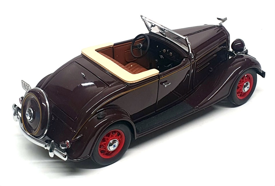 Danbury Mint 1/24 Scale 195-044 - 1935 Chevrolet Standard Sports Roadster Brown