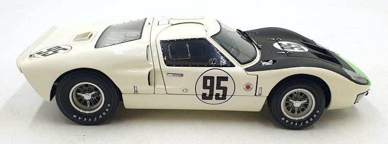 Exoto 1/18 scale Diecast RLG18043 - 1966 Exoto Ford GT40 Mk II Daytona #95