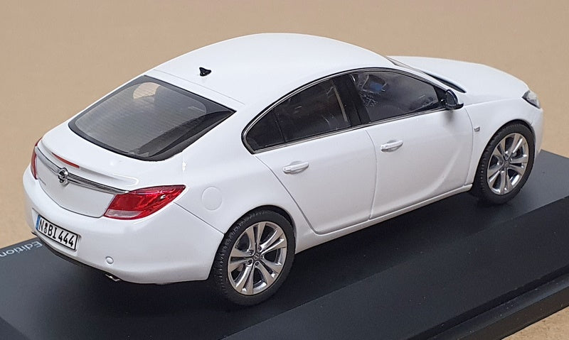 Schuco 1/43 Scale Diecast 07267 - Opel Insignia - White