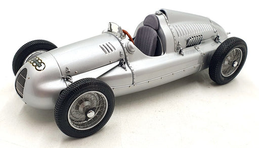 CMC 1/18 scale Diecast DC17924L - Auto Union Type D 1938 - Silver