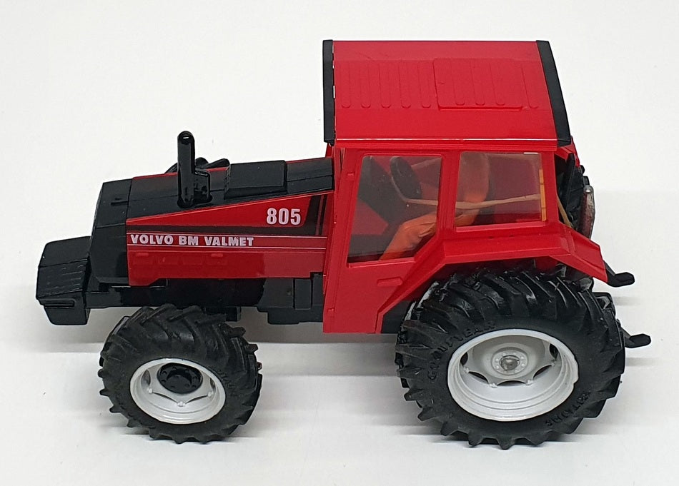 Britains 1/32 Scale 9515 - Volvo BM Valmet Tractor With Driver - Red