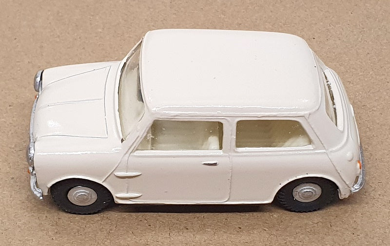 RM Collectables 1/42 Scale RMSO-03 - Austin 7 Mini Saloon - Cream