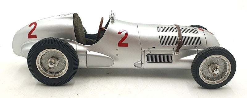 CMC 1/18 Scale M-114 Mercedes Benz W125 Donnington GP 1937 H.Lang #2