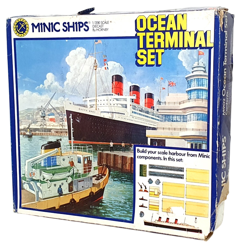 Hornby Minic Ships 1/1200 Scale M902 - Queen Mary Ocean Terminal Set