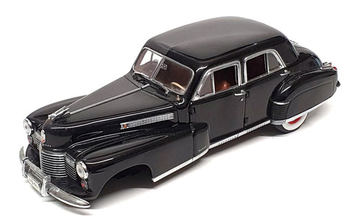 Danbury Mint 1/24 Scale 18125A - 1941 Cadillac Fleetwood S60 Special - Black