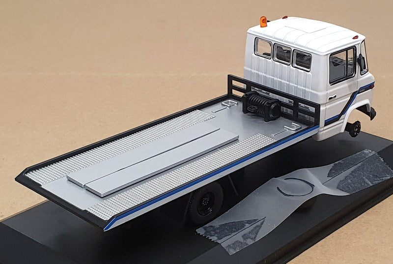 Ixo 1/43 Scale CLC336 - 1980 Mercedes Benz L608 D Truck - White 