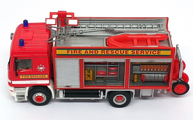 Cararama 1/80 Scale 00180 - Mercedes Benz Actros Fire Engine - Red