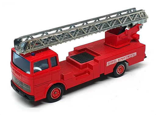 Solido 1/50 Scale 3111 - Mercedes Benz Fire Engine Truck - Red