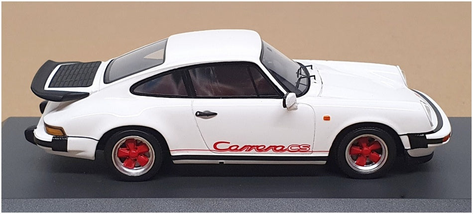 Schuco 1/43 Scale Resin 450919700 - Porsche Carrera 3.2 CS - White