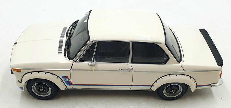 Kyosho 1/18 Scale Diecast DC141124Y - BMW 2002 - White